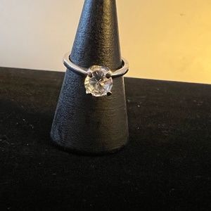 Vintage Sterling Silver Solitaire Ring